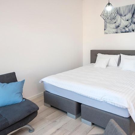 Provenir Home Strzelecka 25 พอซนาน ภายนอก รูปภาพ