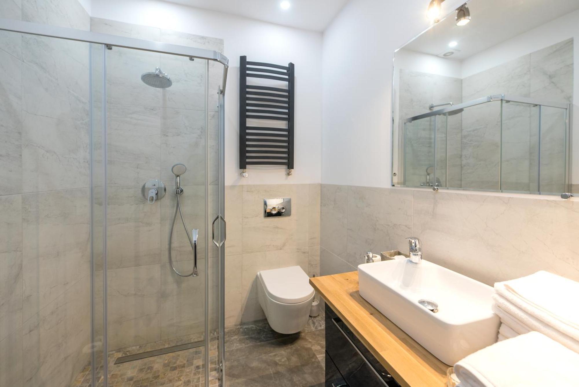 Provenir Home Strzelecka 25 พอซนาน ภายนอก รูปภาพ
